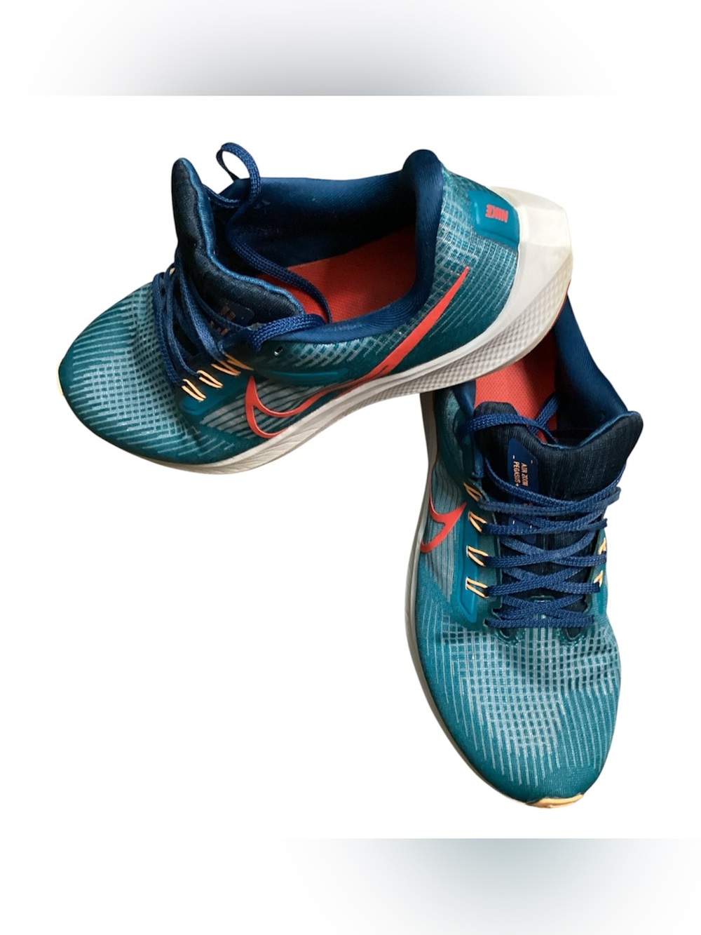 Nike Men’s Teal Running Shoes with Coral Swoosh